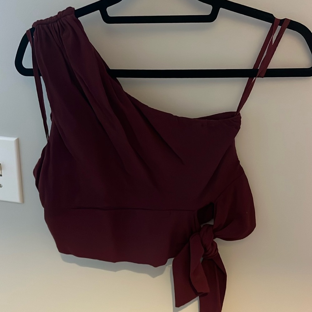 One shoulder free people top